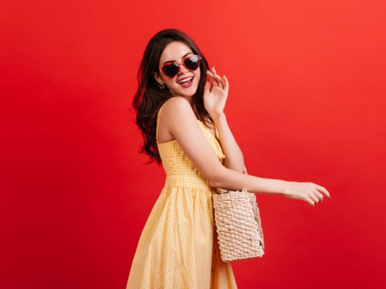 Your Style Guide to a Trendsetting Wardrobe